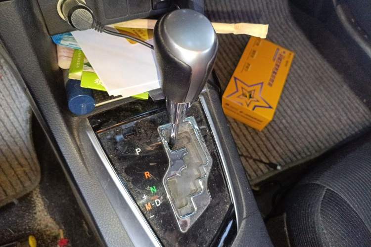 Used Toyota Levin 2015 1.8GS CVT Orange Limited Edition Gear Lever