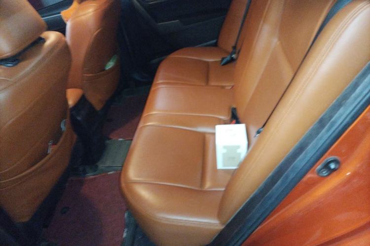 Used Toyota Levin 2015 1.8GS CVT Orange Limited Edition Interior 4