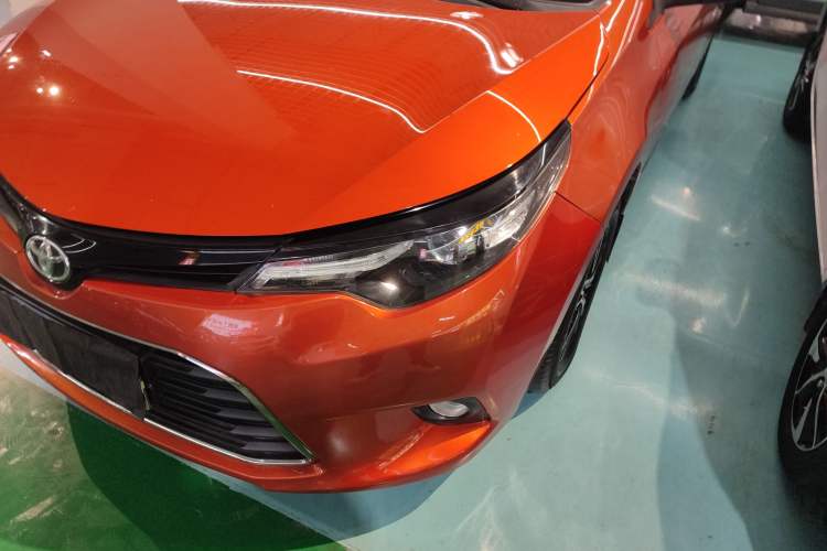 Used Toyota Levin 2015 1.6G CVT Orange Limited Edition Left Front Headlight