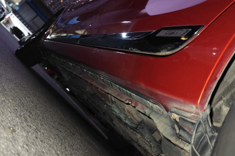 Used Toyota Levin 2015 1.6G CVT Orange Limited Edition Left Side Sill