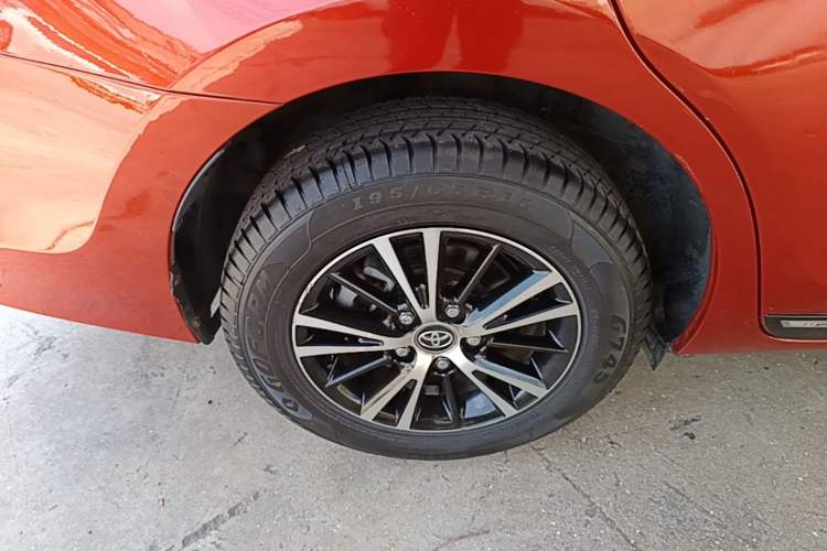 Used Toyota Levin 2015 1.6G CVT Orange Limited Edition Right Rear Wheel Hub