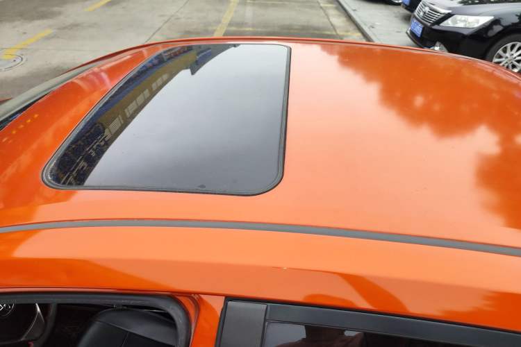Used Toyota Levin 2015 1.6G CVT Orange Limited Edition Roof