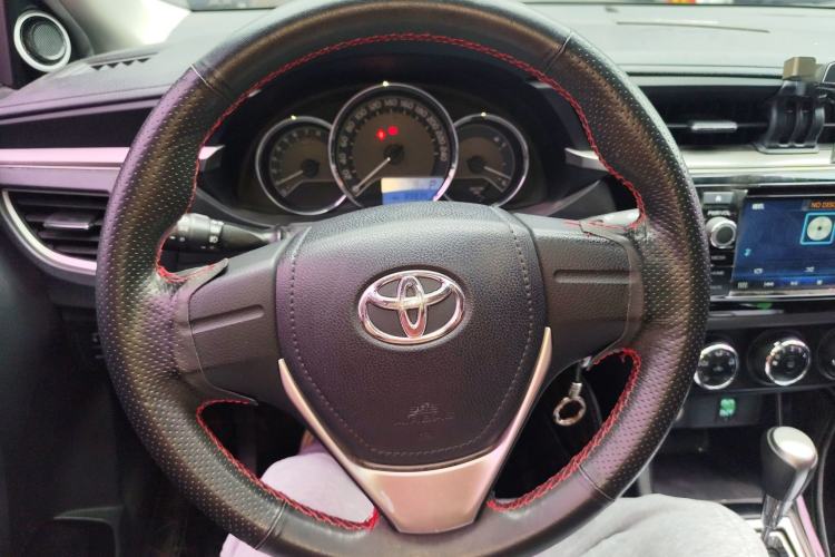 Used Toyota Levin 2015 1.6G CVT Orange Limited Edition Steering Wheel