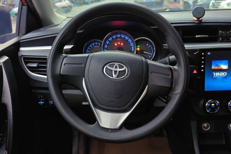 Used Toyota Levin 2015 1.6G CVT Orange Limited Edition Steering Wheel