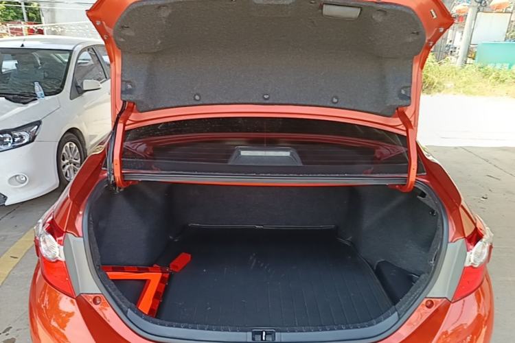 Used Toyota Levin 2015 1.6G CVT Orange Limited Edition Trunk
