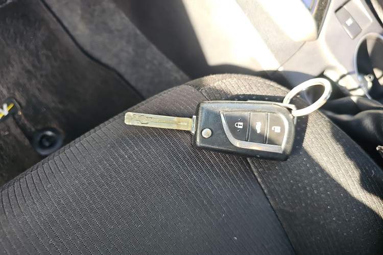 Used Toyota Levin 2015 1.6G CVT Orange Limited Edition Vehicle Key
