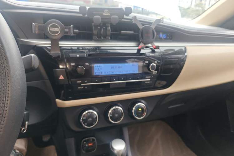 Used Toyota Levin 2015 1.6E CVT New Edition Audio And AC Panel