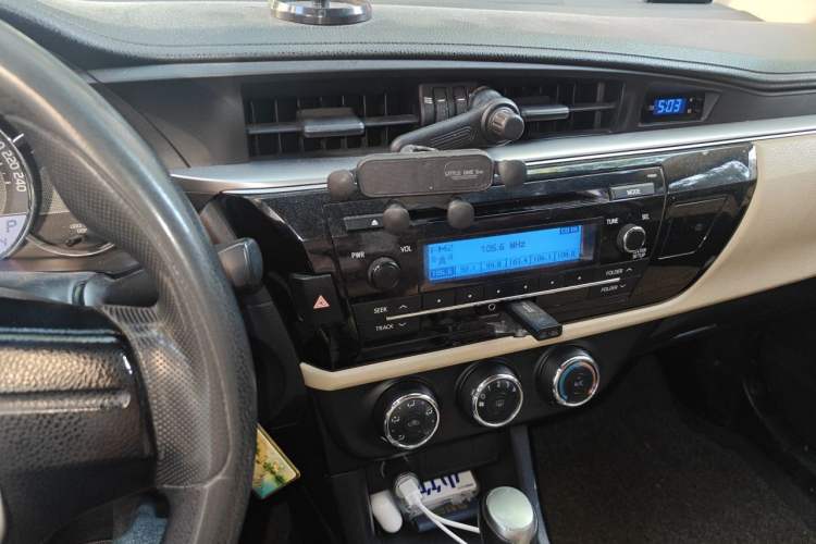 Used Toyota Levin 2015 1.6E CVT New Edition Audio And AC Panel