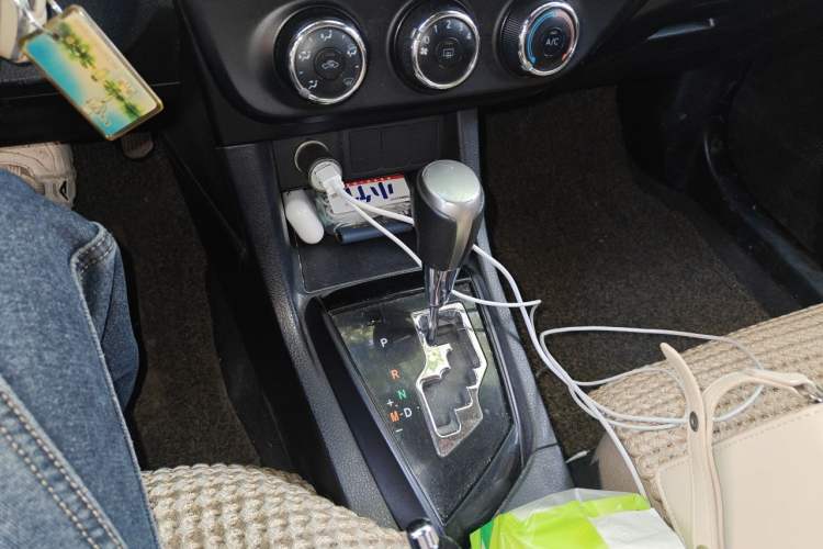 Used Toyota Levin 2015 1.6E CVT New Edition Gear Lever