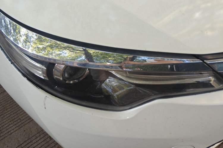 Used Toyota Levin 2015 1.6E CVT New Edition Right Front Headlight