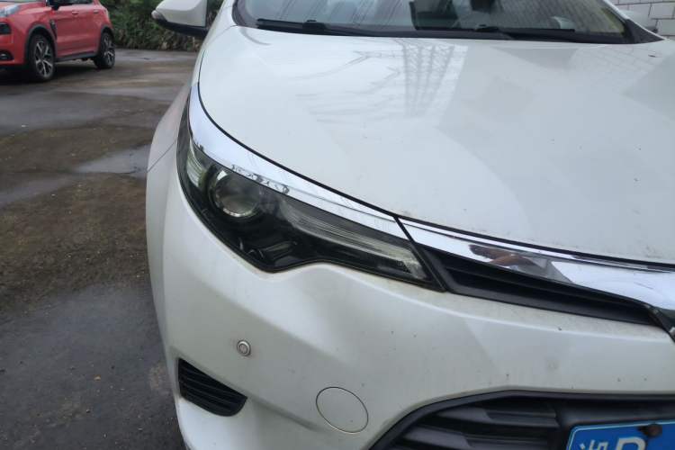 Used Toyota Levin 2015 1.6E CVT New Edition Right Front Headlight