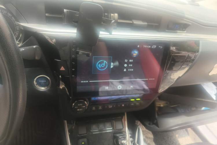 Used Toyota Levin 2016 Dual-Engine 1.8H GS E-CVT Elite Model with Sunroof Audio And AC Panel