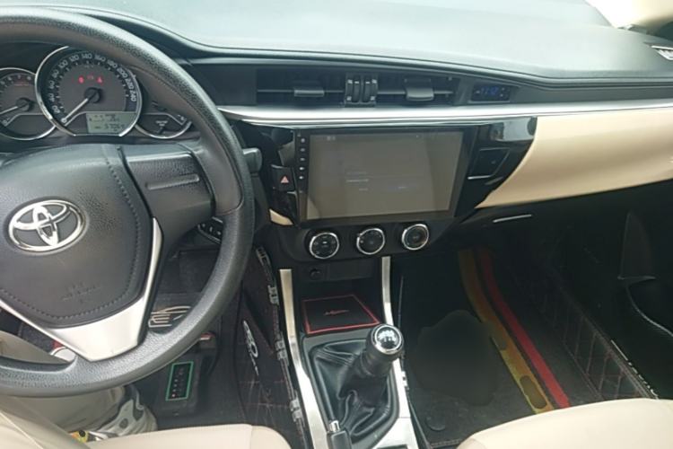 Used Toyota Levin 2016 1.6E Manual New Edition Center Console