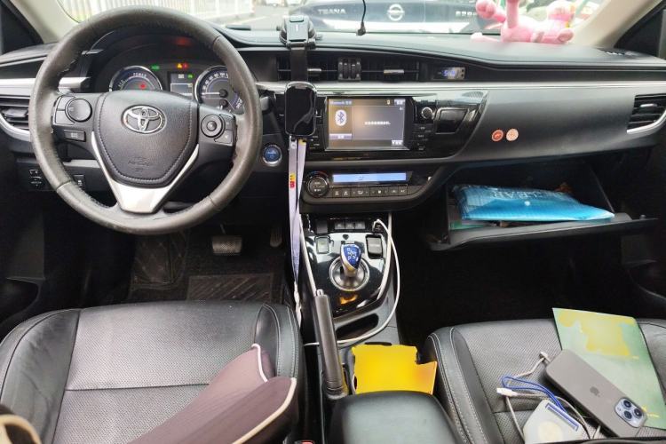 Used Toyota Levin 2016 Dual-Engine 1.8H GS-L E-CVT Leading Edition Center Console