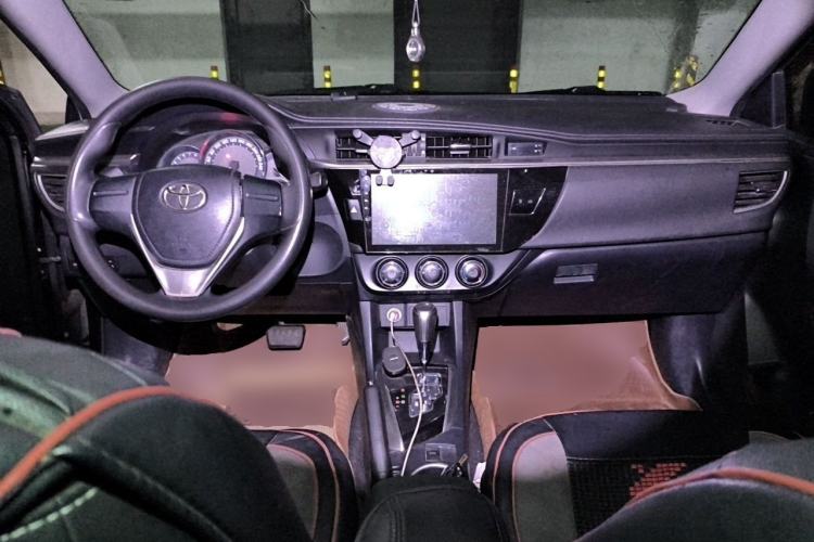 Used Toyota Levin 2016 1.6G CVT Elite Edition Center Console