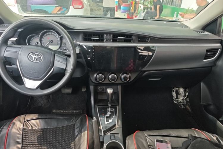 Used Toyota Levin 2016 1.6G CVT Elite Edition Center Console