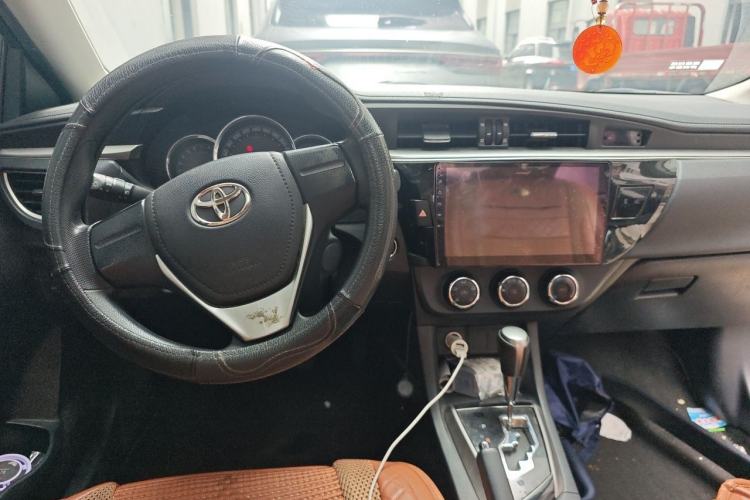 Used Toyota Levin 2016 1.6G CVT Elite Edition Center Console