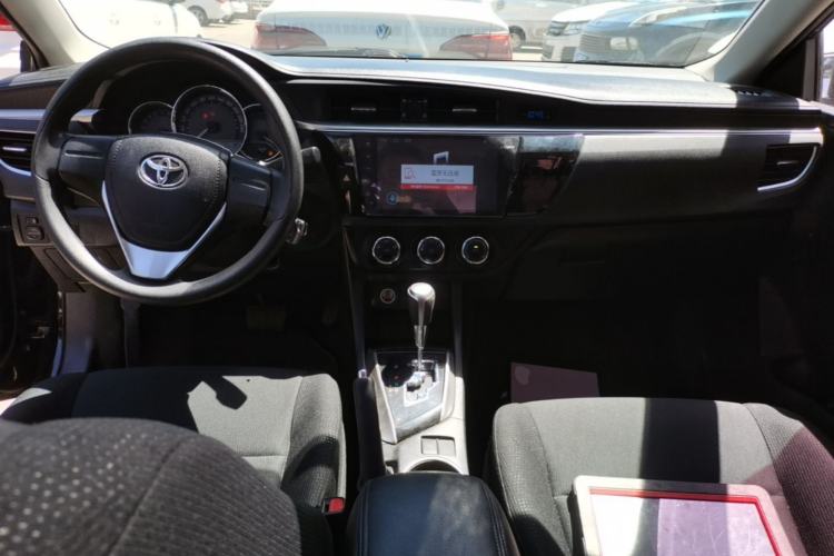 Used Toyota Levin 2016 1.6G CVT Elite Edition Center Console