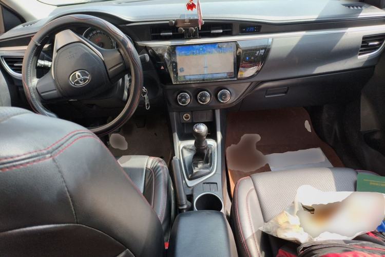 Used Toyota Levin 2016 1.6G Manual Elite Edition Center Console
