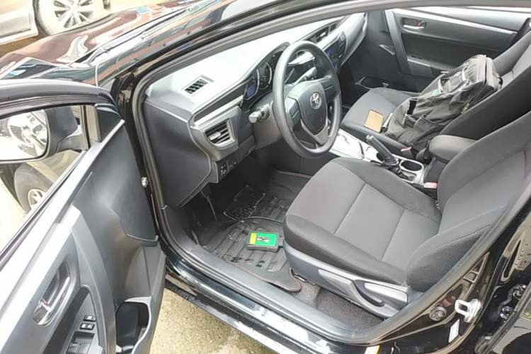 Used Toyota Levin 2016 1.6G CVT Elite Edition Driver Seat