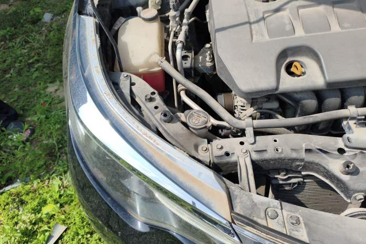 Used Toyota Levin 2016 1.6G Manual Elite Edition Engine Bay Right