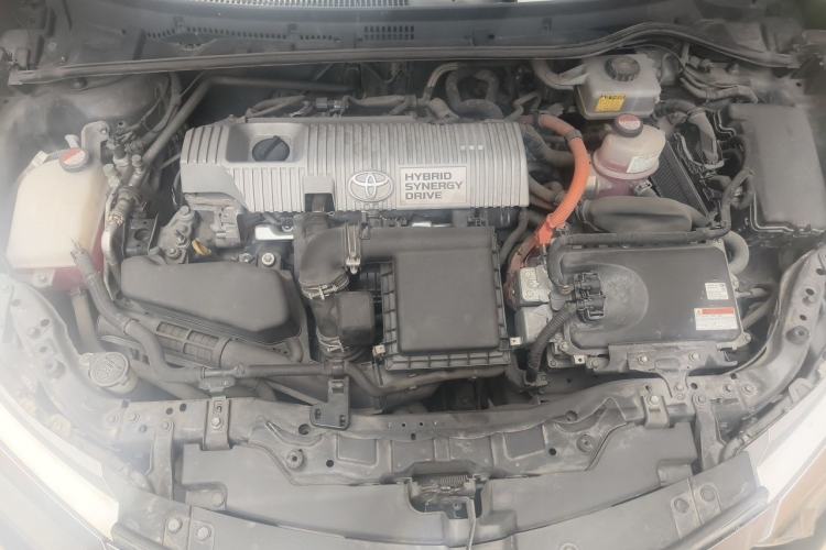Used Toyota Levin 2016 Dual-Engine 1.8H GS E-CVT Elite Model with Sunroof Engine Bay