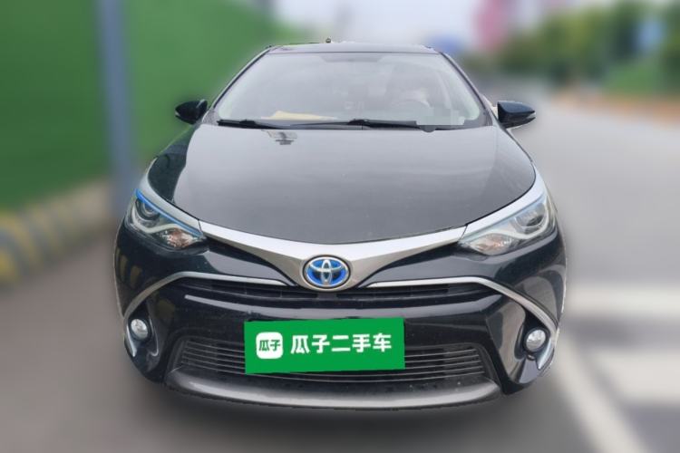 Used Toyota Levin 2016 Dual-Engine 1.8H GS E-CVT Elite Model with Sunroof Front