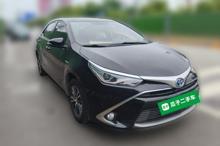 Used Toyota Levin 2016 Dual-Engine 1.8H GS E-CVT Elite Model with Sunroof Front Right 45 Deg