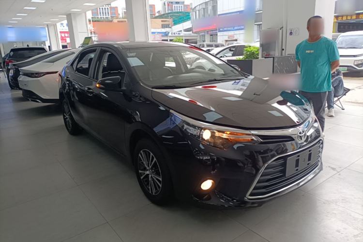 Used Toyota Levin 2016 1.6G Manual Elite Edition Front Right 45 Deg