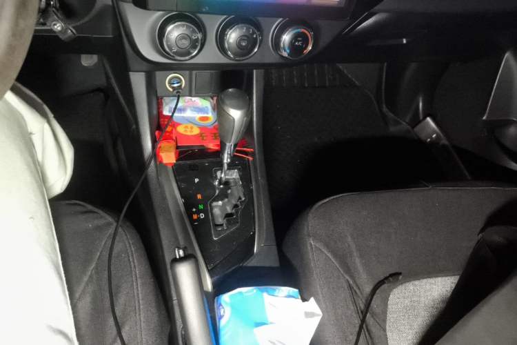 Used Toyota Levin 2016 1.6G CVT Elite Edition Gear Lever