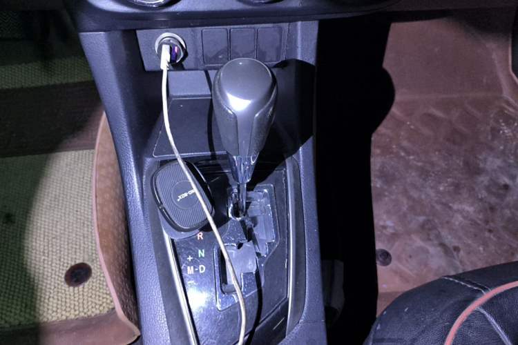 Used Toyota Levin 2016 1.6G CVT Elite Edition Gear Lever