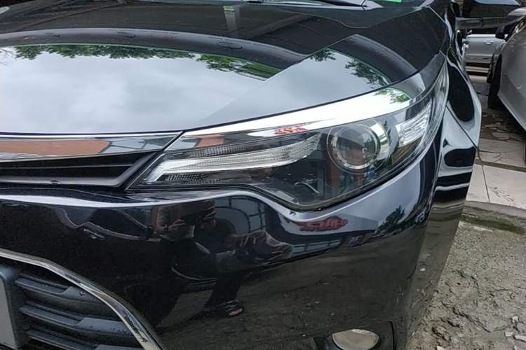 Used Toyota Levin 2016 1.6G CVT Elite Edition Left Front Headlight