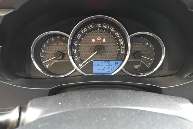 Used Toyota Levin 2016 1.6G CVT Elite Edition Odometer Close Up