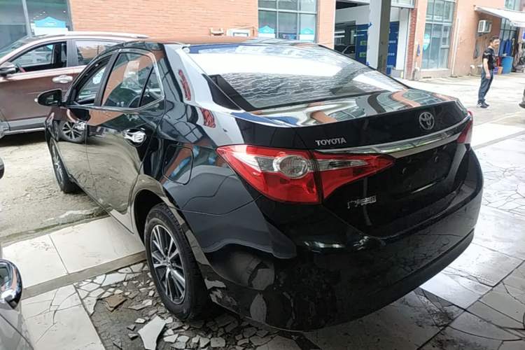 Used Toyota Levin 2016 1.6G CVT Elite Edition Rear Left 45 Deg