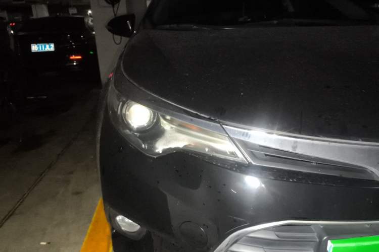 Used Toyota Levin 2016 1.6G CVT Elite Edition Right Front Headlight
