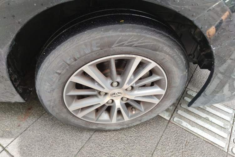 Used Toyota Levin 2016 1.6G-L CVT Leading Edition Right Front Wheel Hub