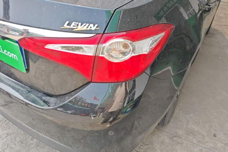 Used Toyota Levin 2016 1.6G CVT Elite Edition Right Rear Taillight