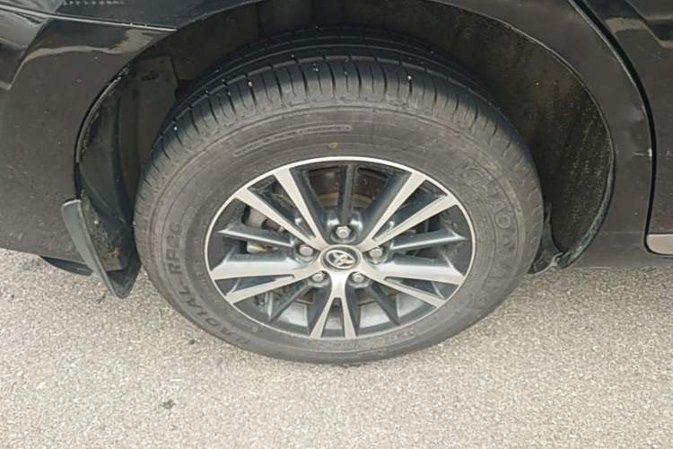 Used Toyota Levin 2016 1.6E Manual New Edition Right Rear Wheel Hub