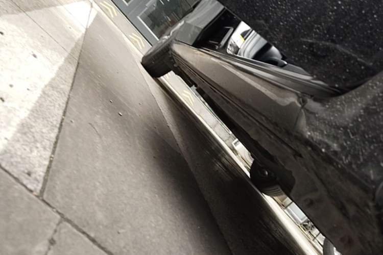 Used Toyota Levin 2016 1.6G CVT Elite Edition Right Side Sill