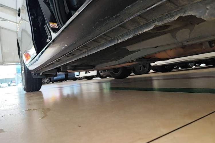 Used Toyota Levin 2016 1.6G CVT Elite Edition Right Side Sill