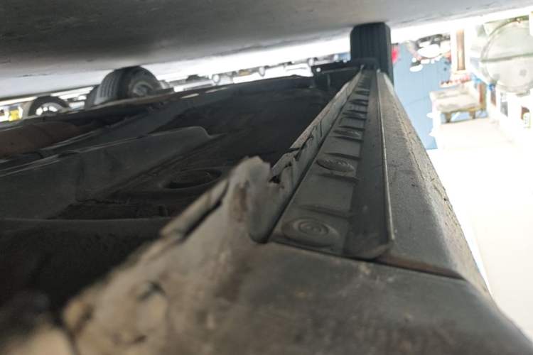 Used Toyota Levin 2016 1.6G CVT Elite Edition Right Side Sill