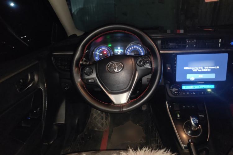 Used Toyota Levin 2016 Dual-Engine 1.8H GS E-CVT Elite Model with Sunroof Steering Wheel