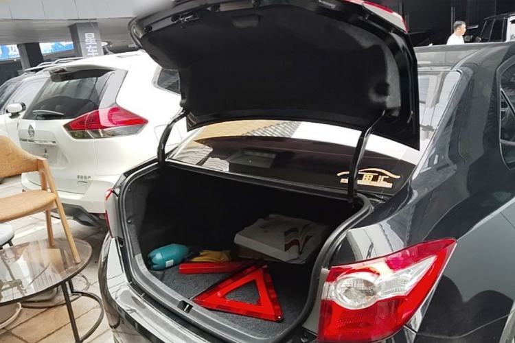 Used Toyota Levin 2016 1.6G CVT Elite Edition Trunk