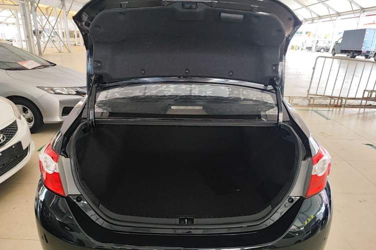 Used Toyota Levin 2016 1.6G CVT Elite Edition Trunk