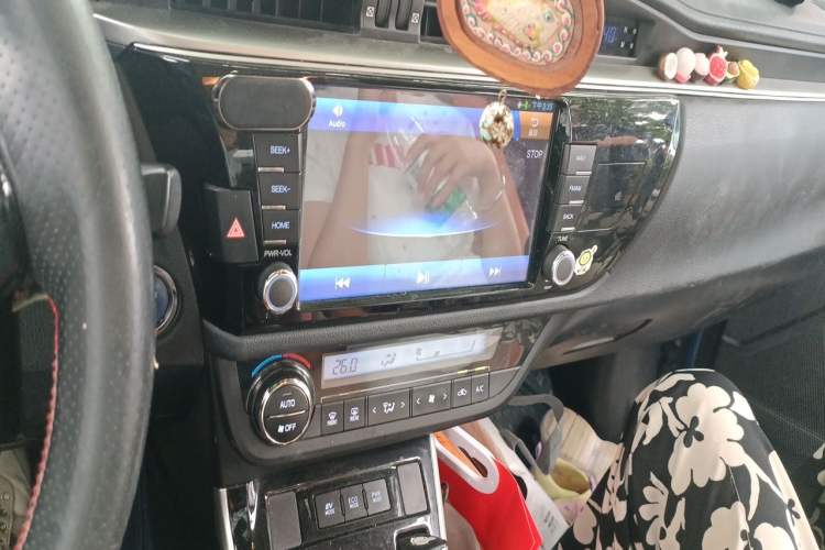 Used Toyota Levin 2016 Dual-Engine 1.8H GS E-CVT Elite Model with Sunroof Audio And AC Panel
