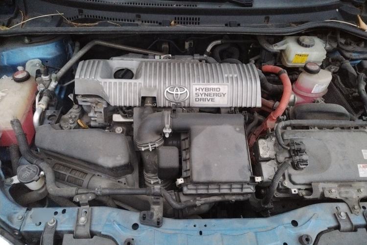 Used Toyota Levin 2016 Dual-Engine 1.8H GS-L E-CVT Leading Edition Engine Bay