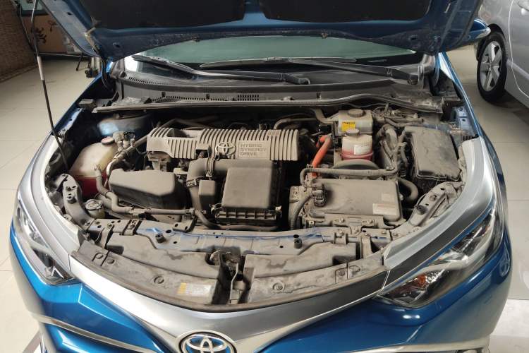 Used Toyota Levin 2016 Dual-Engine 1.8H GS E-CVT Elite Model with Sunroof Engine Bay