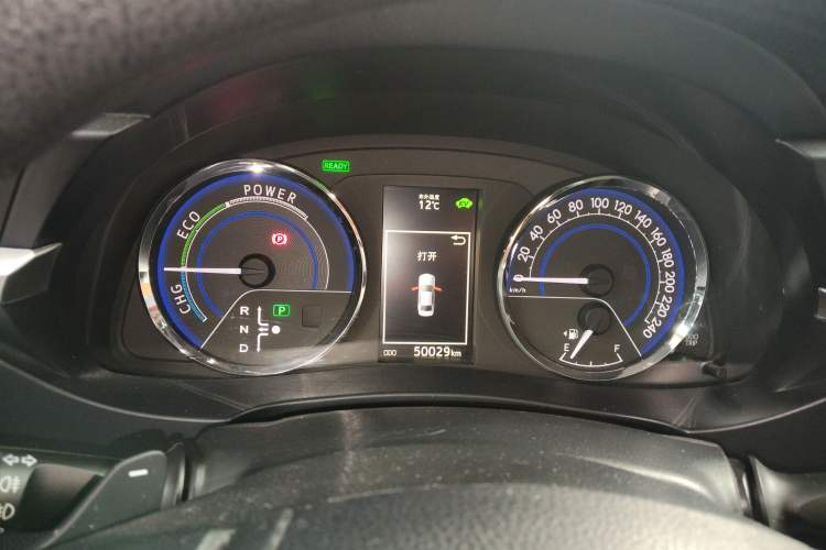 Used Toyota Levin 2016 Dual-Engine 1.8H GS E-CVT Elite Model with Sunroof Instrument Cluster