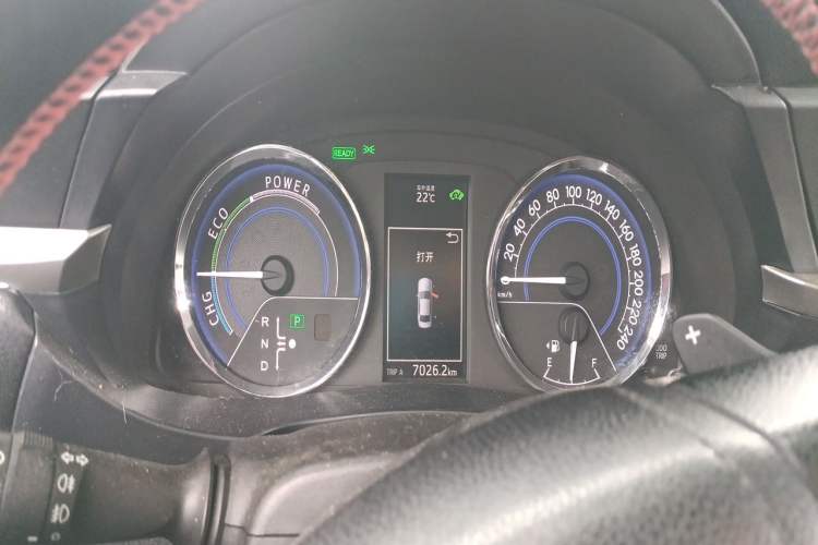 Used Toyota Levin 2016 Dual-Engine 1.8H GS E-CVT Elite Model with Sunroof Instrument Cluster