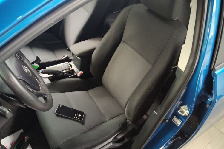 Used Toyota Levin 2016 Dual-Engine 1.8H GS E-CVT Elite Model with Sunroof Left Front Seat